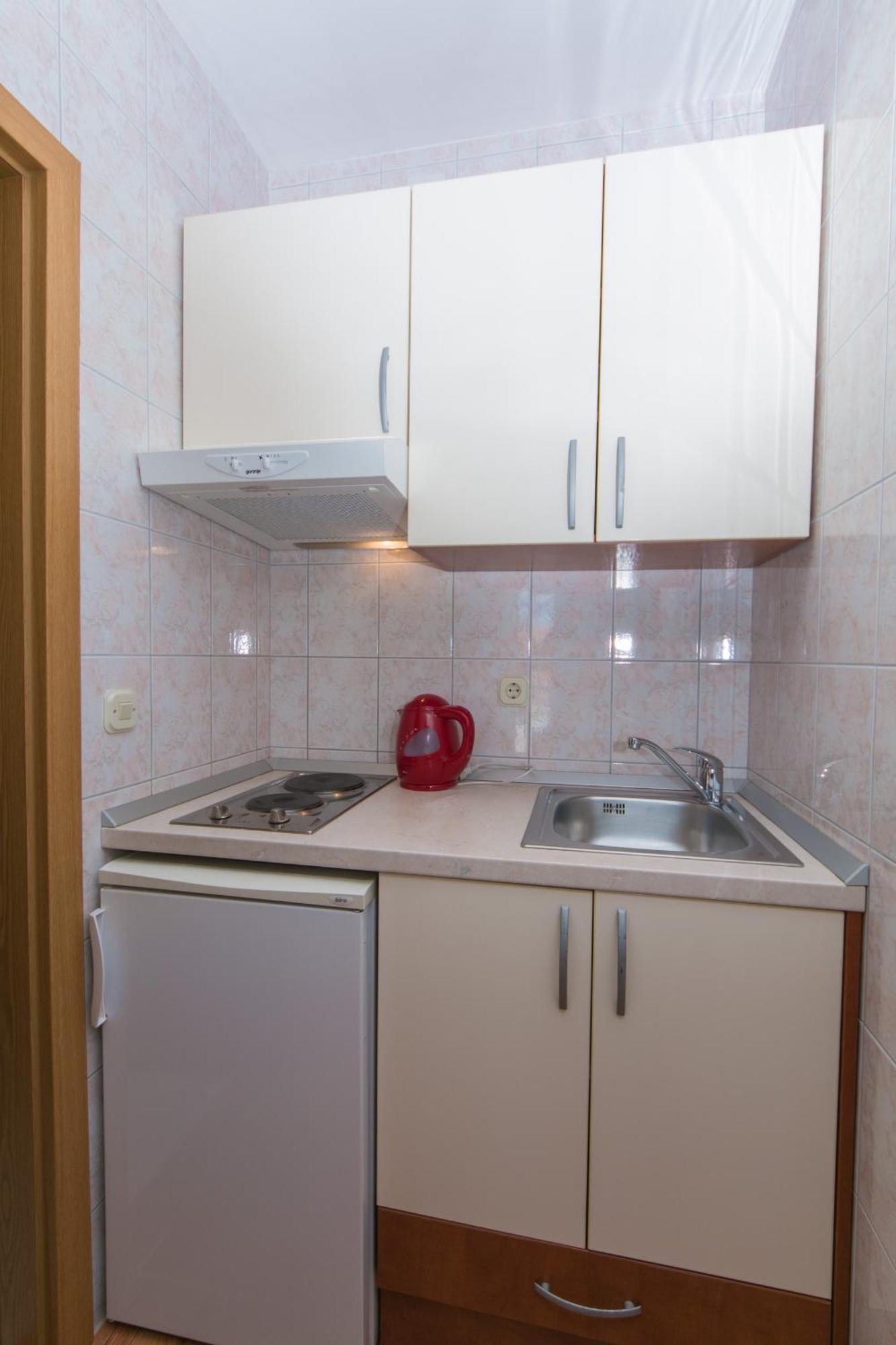 Apartments And Rooms By The Sea Brela, Makarska - 2752 Oda fotoğraf