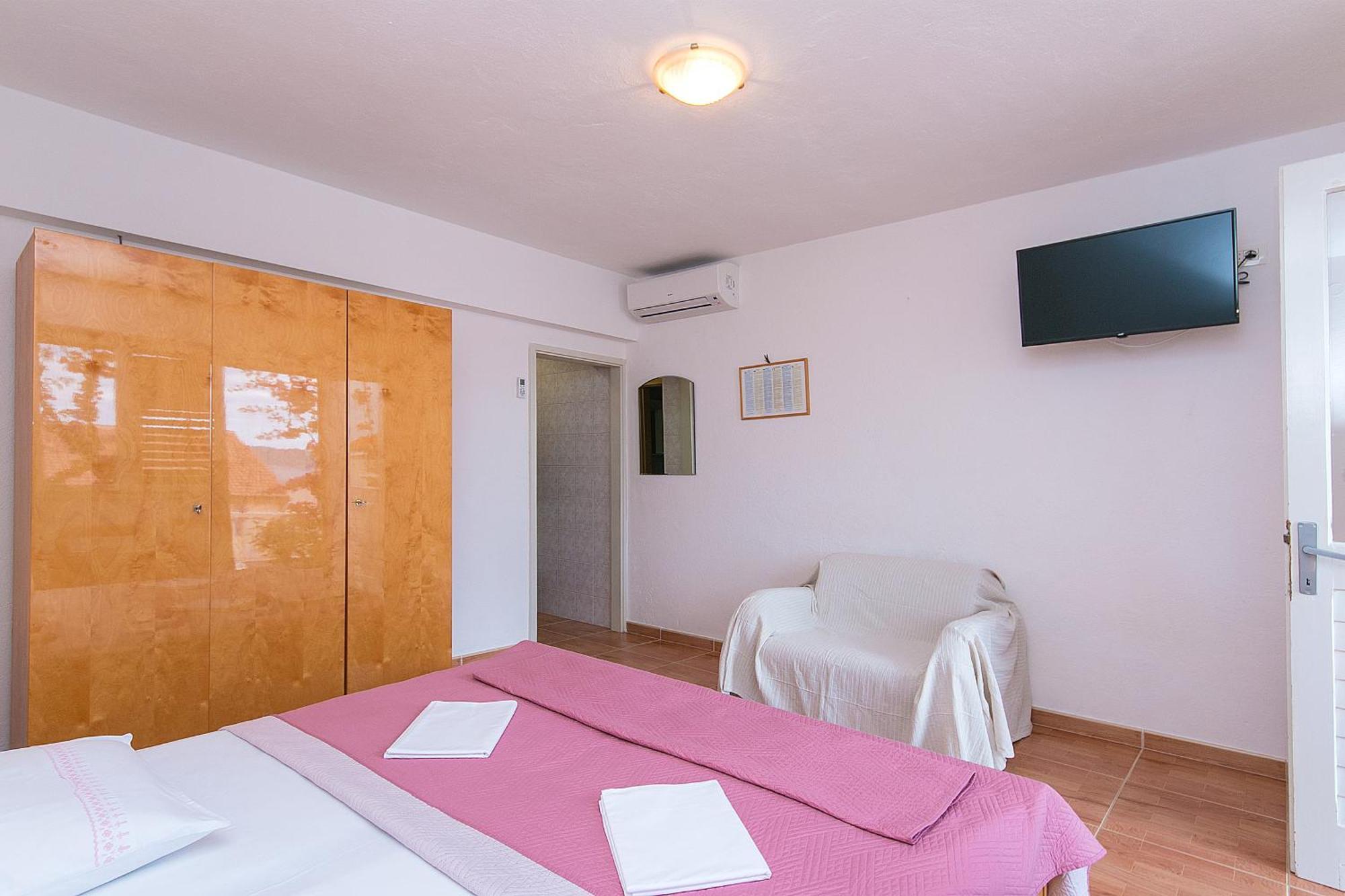 Apartments And Rooms By The Sea Brela, Makarska - 2752 Oda fotoğraf